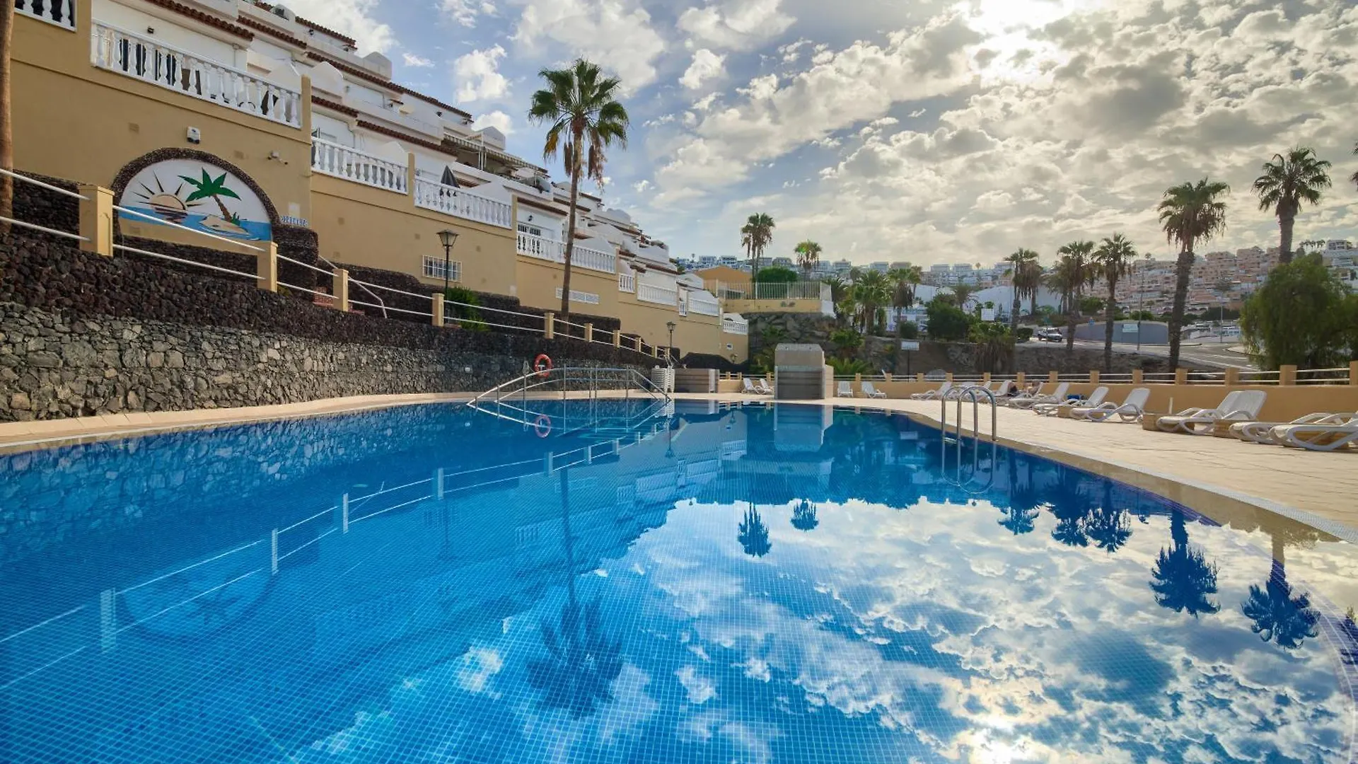 Apartment With Balcony - Sunny Holidays Tenerife Costa Adeje  0*, Costa Adeje (Tenerife) Spain