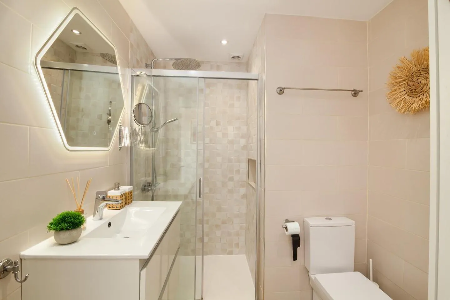 Apartment With Balcony - Sunny Holidays Tenerife Costa Adeje